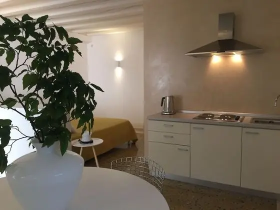 Dört Kişilik Oda, Bahçe Manzaralı