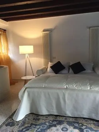 Üç Kişilik Oda, Bahçe Manzaralı