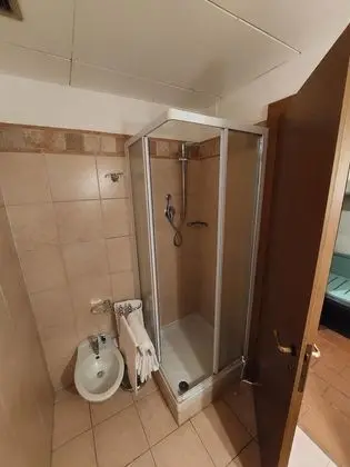 Classic Büyük Yataklı Tek Kişilik Oda
