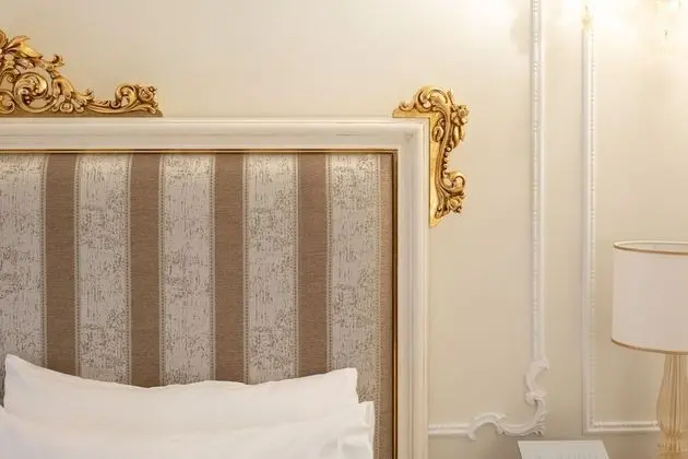 Superior Tek Büyük Yataklı Oda