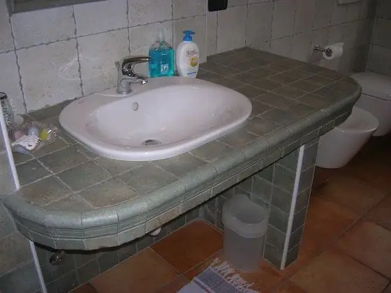 Üç Kişilik Oda (Camera 3)