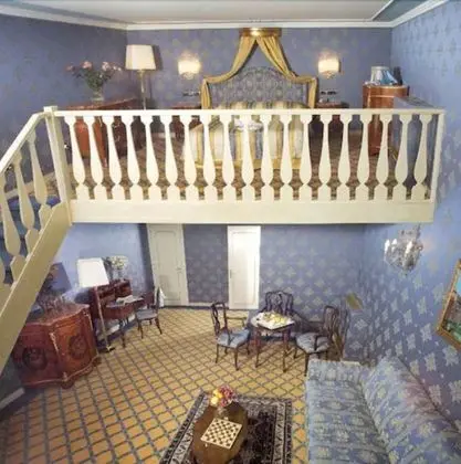 Tek Büyük veya İki Ayrı Yataklı Oda