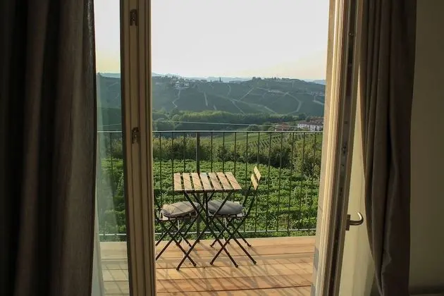 Standard Tek Büyük Yataklı Oda, Balkon, Tepe Manzaralı