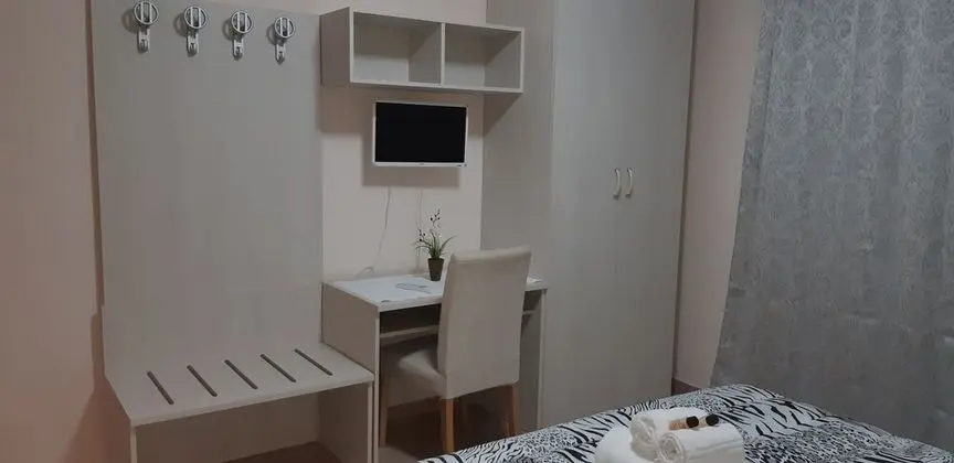 Tek Büyük Yataklı Oda