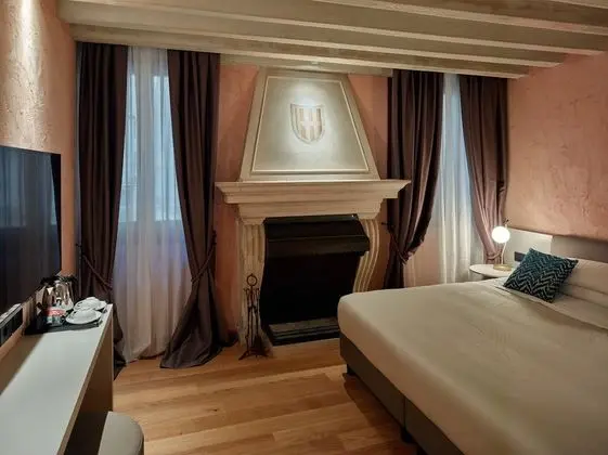 Standard Tek Büyük veya İki Ayrı Yataklı Oda