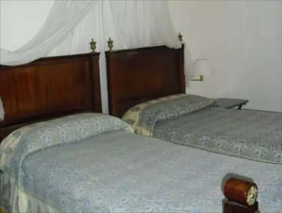 Apart Daire, 1 Büyük (Queen) Boy Yatak ve Çekyat