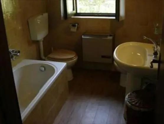 Apart Daire, 1 Büyük (Queen) Boy Yatak ve Çekyat