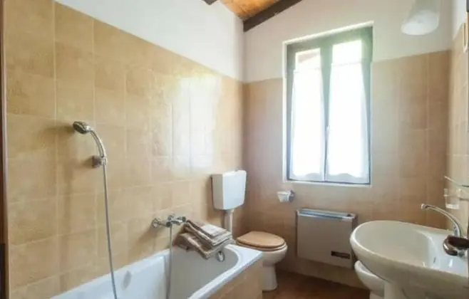 Apart Daire, 1 Büyük (Queen) Boy Yatak ve Çekyat