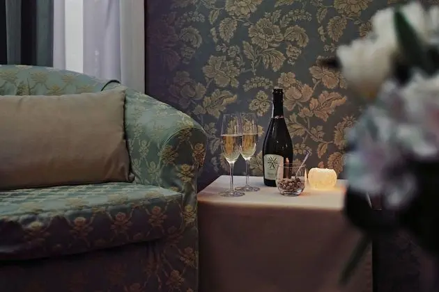 Superior Tek Büyük veya İki Ayrı Yataklı Oda