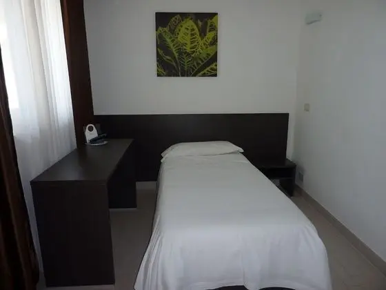 Tek Kişilik Oda (Free swimming pool access)