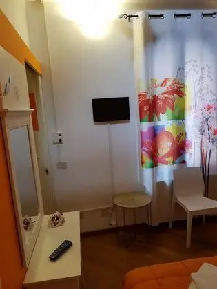 Deluxe Tek Büyük Yataklı Oda, 1 Büyük (Queen) Boy Yatak, Sigara İçilmez, Ortak Banyo