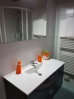 Deluxe Tek Büyük Yataklı Oda, 1 Büyük (Queen) Boy Yatak, Sigara İçilmez, Ortak Banyo