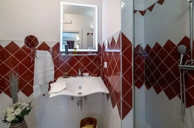 Süit, 2 Banyolu, Park Manzaralı