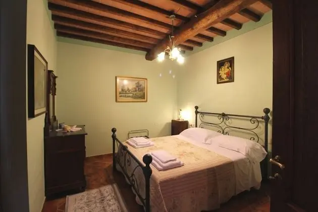 Apart Daire, 5 Yatak Odası, Sigara İçilmez