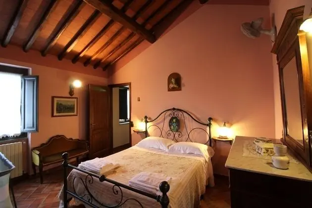 Apart Daire, 5 Yatak Odası, Sigara İçilmez