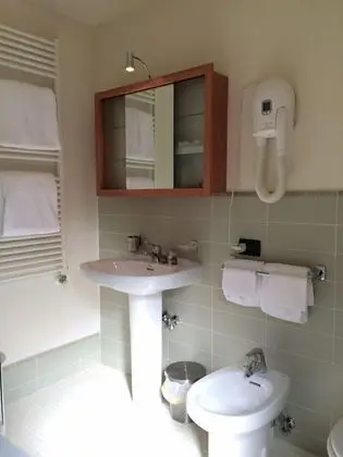 Classic Tek Büyük veya İki Ayrı Yataklı Oda