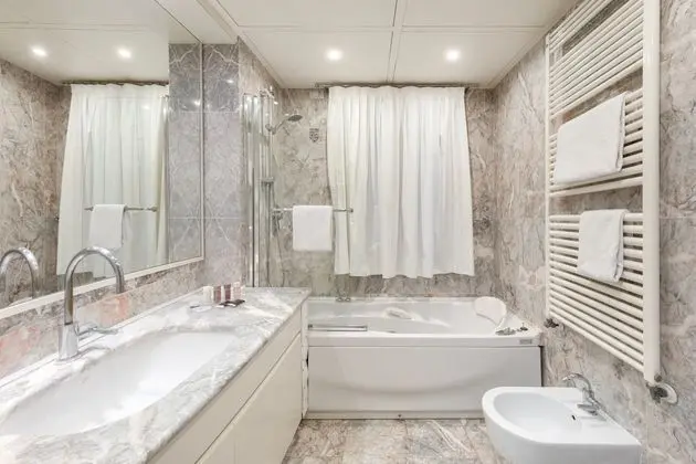 1 Çift Kişilik Veya 2 Tek Kişilik Yatak Classic