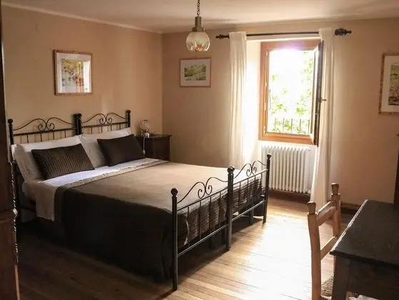 Tek Büyük veya İki Ayrı Yataklı Oda, 1 Çift Kişilik Yatak, Sigara İçilmez