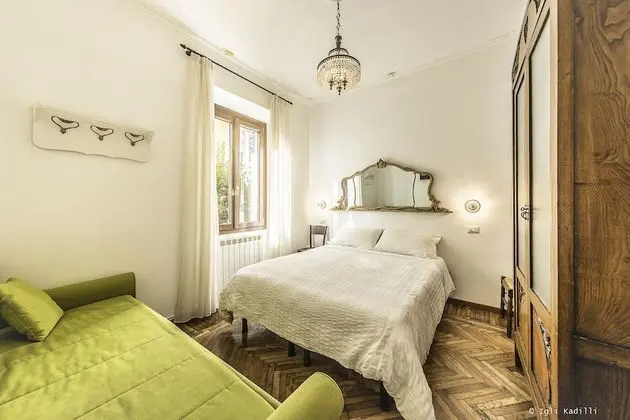 Dört Kişilik Oda, Birden Çok Yatak, Sigara İçilmez