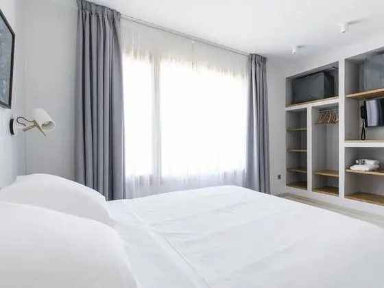 Üç Kişilik Oda, Banyolu/Duşlu, Bahçe Manzaralı (89)