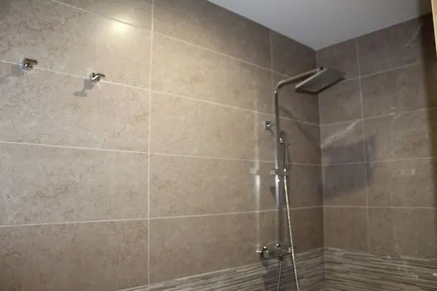 Classic Tek Büyük Yataklı Oda