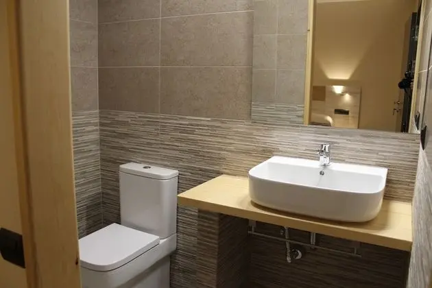 Classic Tek Büyük Yataklı Oda