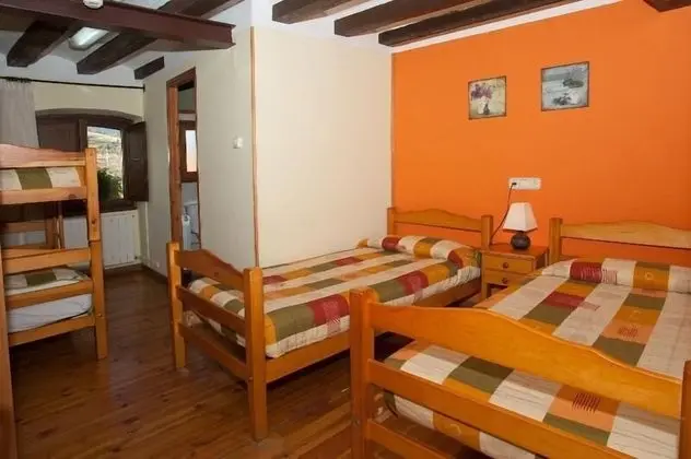 Family Oda (2 adults + 1 child)