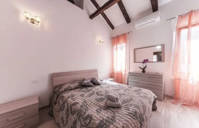 Deluxe Apart Daire, Birden Çok Yatak, Sigara İçilmez, Kanal Manzaralı