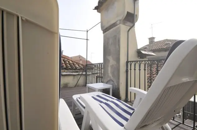 Standard Tek Büyük veya İki Ayrı Yataklı Oda