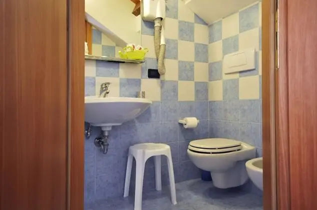 Standard Tek Büyük veya İki Ayrı Yataklı Oda