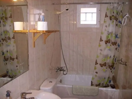 Dört Kişilik Oda, Dağ Manzaralı