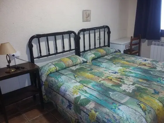 Büyük Yataklı Tek Kişilik Oda, 2 Tek Kişilik Yatak