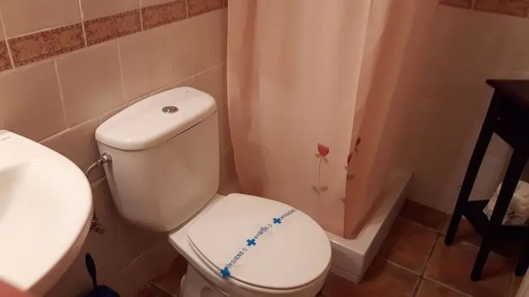 Büyük Yataklı Tek Kişilik Oda, 2 Tek Kişilik Yatak