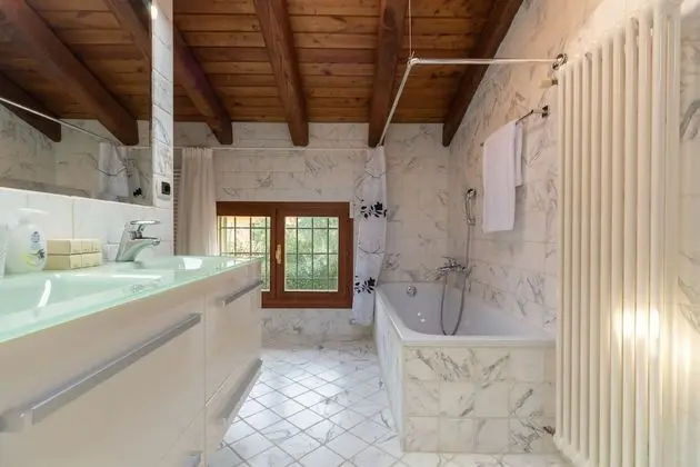 Süit, Bahçe Manzaralı