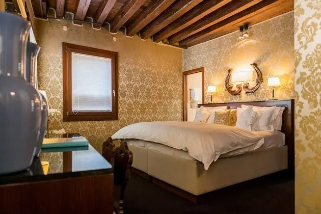 Deluxe Tek Büyük veya İki Ayrı Yataklı Oda