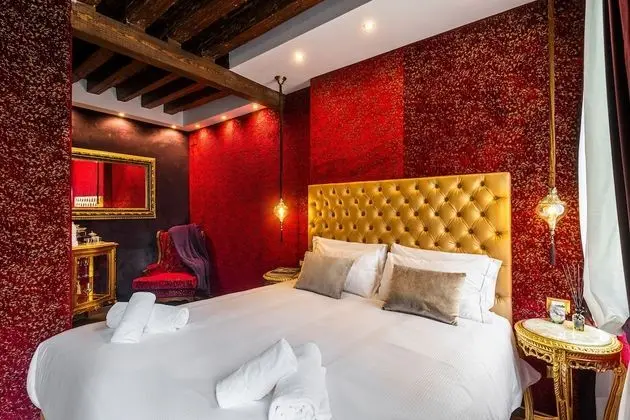 Superior Oda, Balkon, Kanal Manzaralı