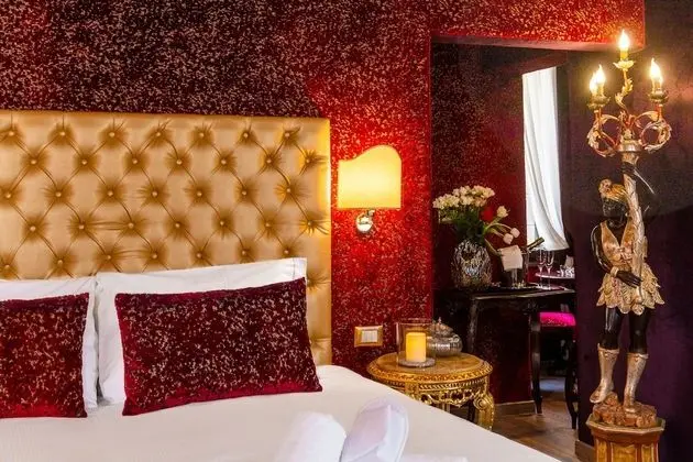 Superior Üç Kişilik Oda, Kanal Manzaralı