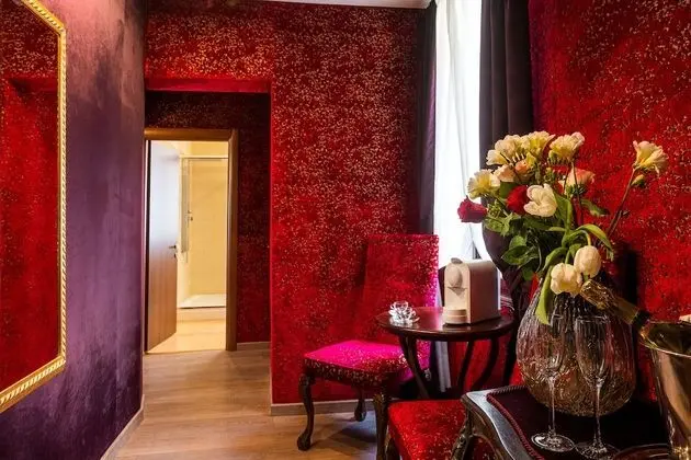 Superior Üç Kişilik Oda, Kanal Manzaralı