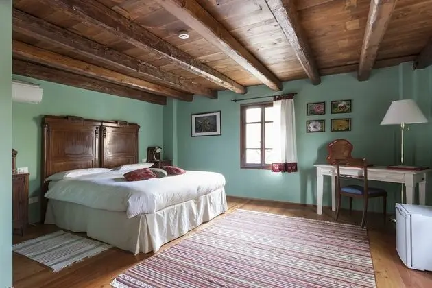 Classic Tek Büyük veya İki Ayrı Yataklı Oda, Bahçe Manzaralı