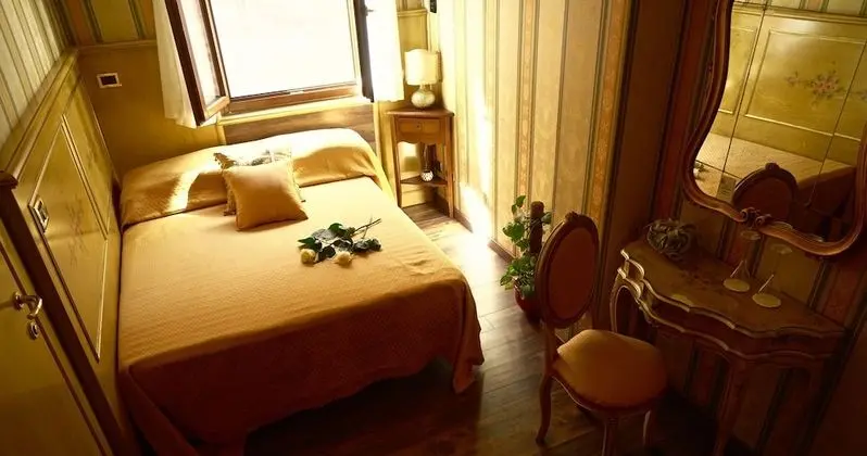 Economy Tek Büyük Yataklı Oda, 1 Çift Kişilik Yatak, Özel Banyo