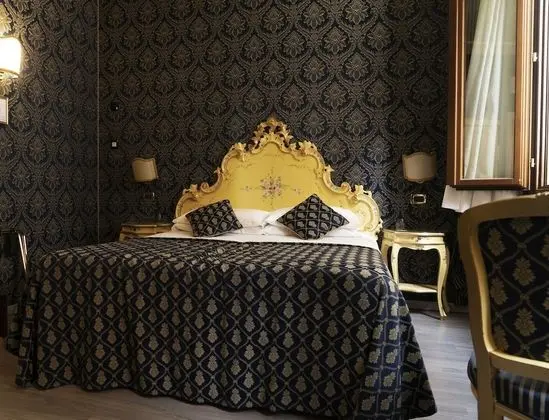 Superior Tek Büyük Yataklı Oda, Özel Banyo, Şehir Manzaralı