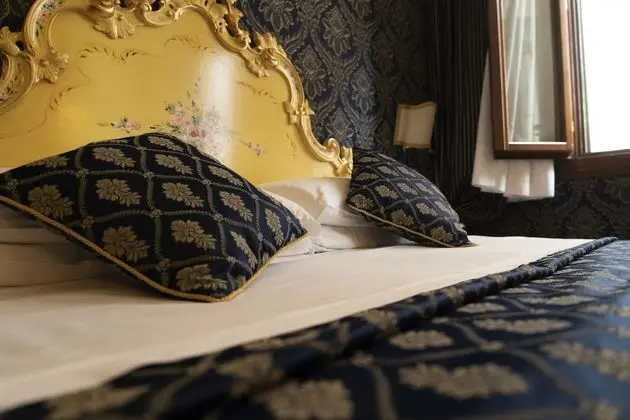 Superior Tek Büyük Yataklı Oda, Özel Banyo, Şehir Manzaralı