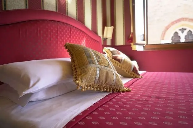 Superior Tek Büyük Yataklı Oda, Özel Banyo, Şehir Manzaralı