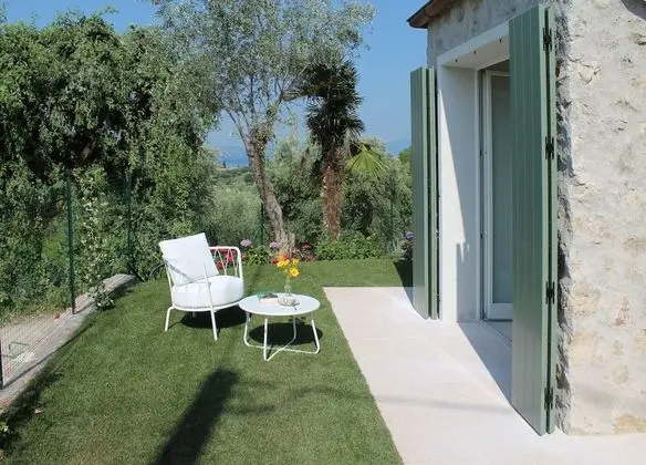 Junior Süit, Göl Manzaralı, Bahçeli