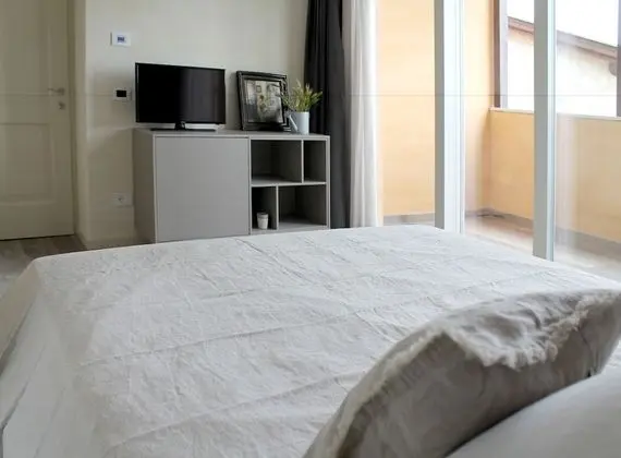 Panoramic Tek Büyük Yataklı Oda, Göl Manzaralı