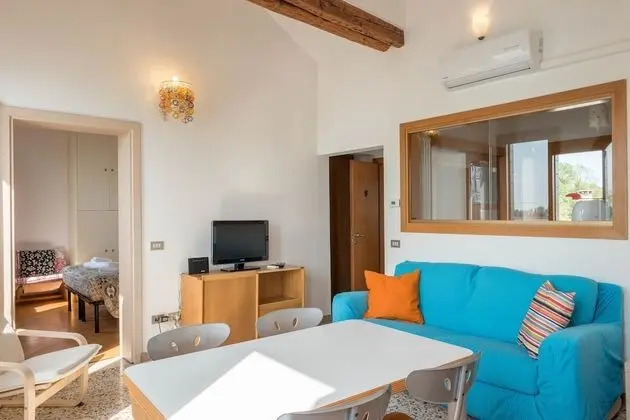 Apart Daire, 2 Yatak Odası, Mutfak, Okyanusa Sıfır