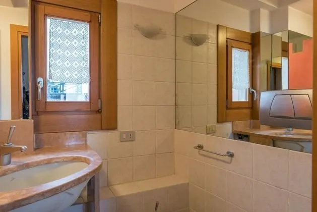 Apart Daire, 2 Yatak Odası, Mutfak, Okyanusa Sıfır