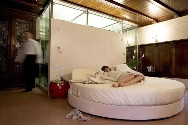 Deluxe Tek Büyük veya İki Ayrı Yataklı Oda