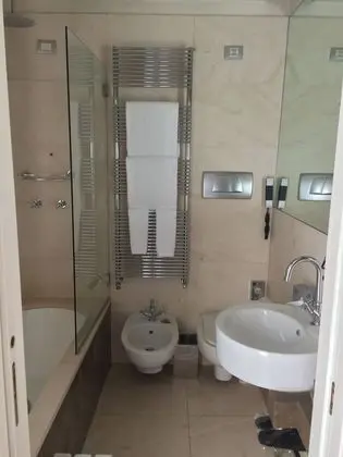 Superior Tek Büyük veya İki Ayrı Yataklı Oda