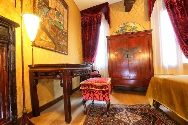 Superior Tek Büyük Yataklı Oda